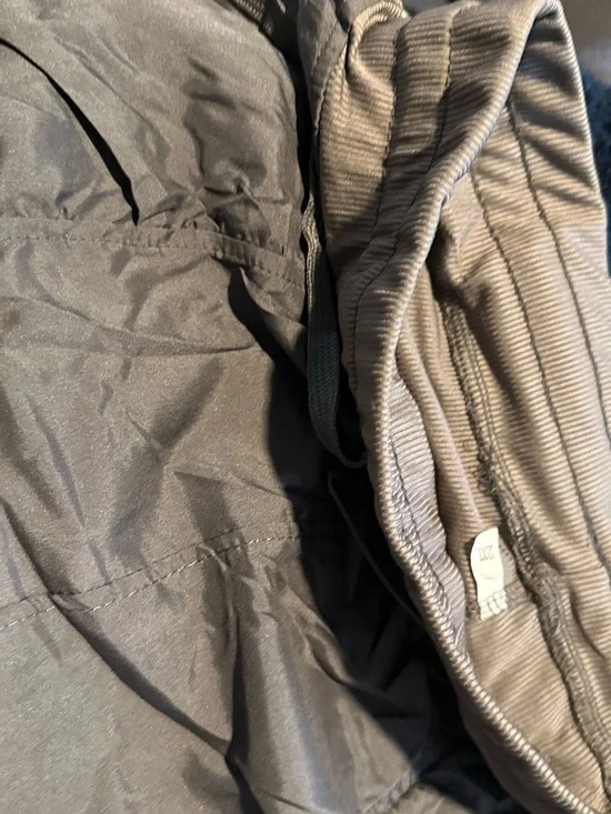 Women dark gray light weight joggers - Picture 7 of 8